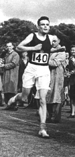 Alan Turing running in 1946